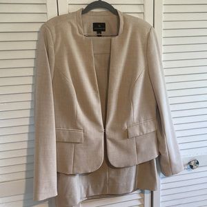 Worthington tan suit with long sleeve blazer and skirt